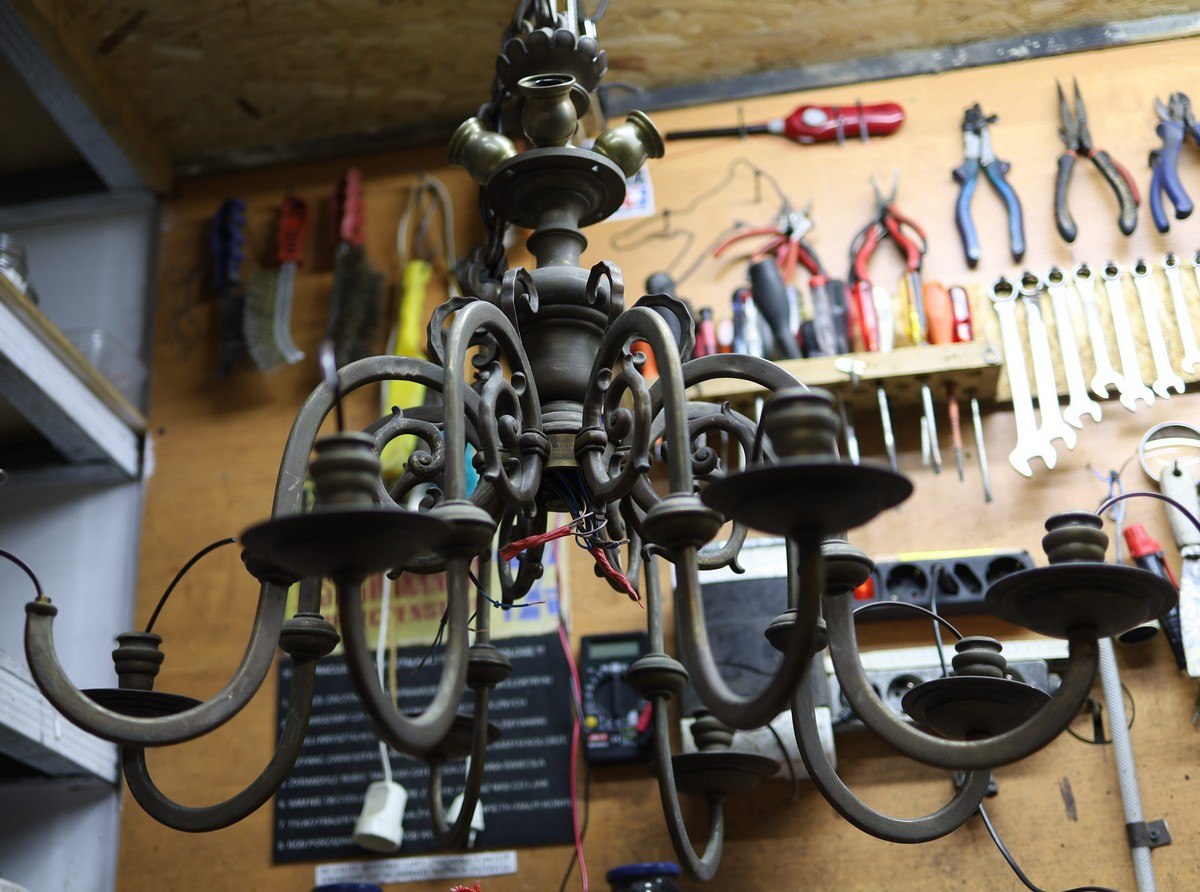 8 muzealne żyrandole kościelne